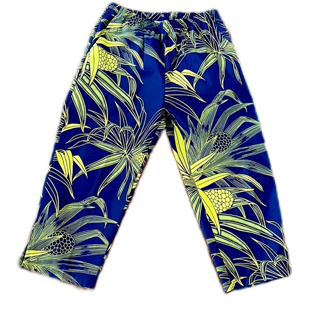 Mae young Design Hawaii Size S Pants